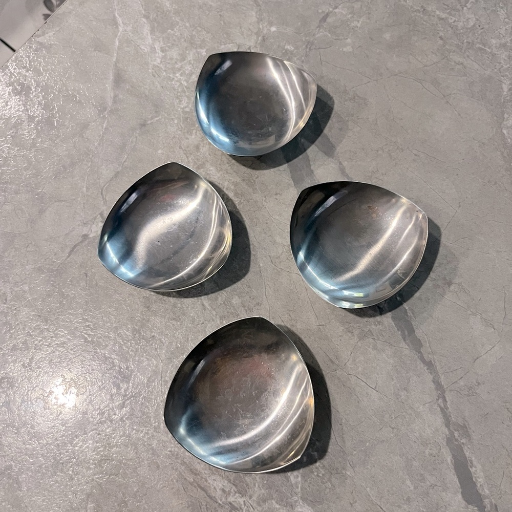 Denmark 16/8 Stainless Steel Triangular Dish Set(4)